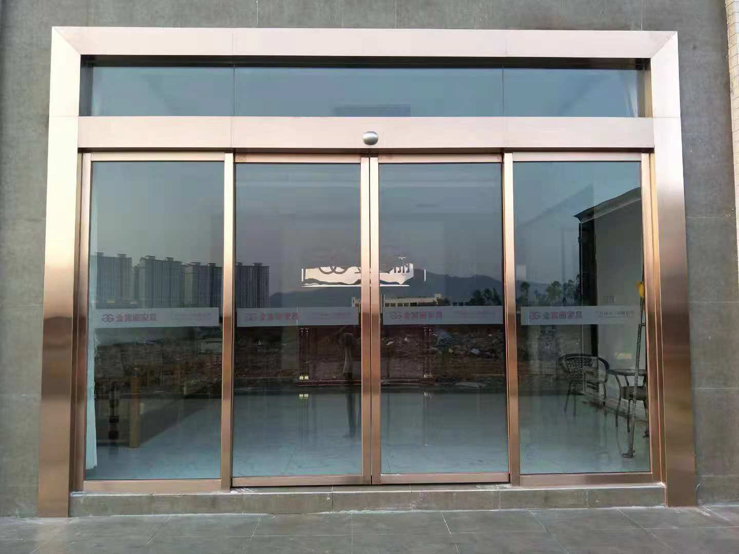 玻璃感應(yīng)門(mén)